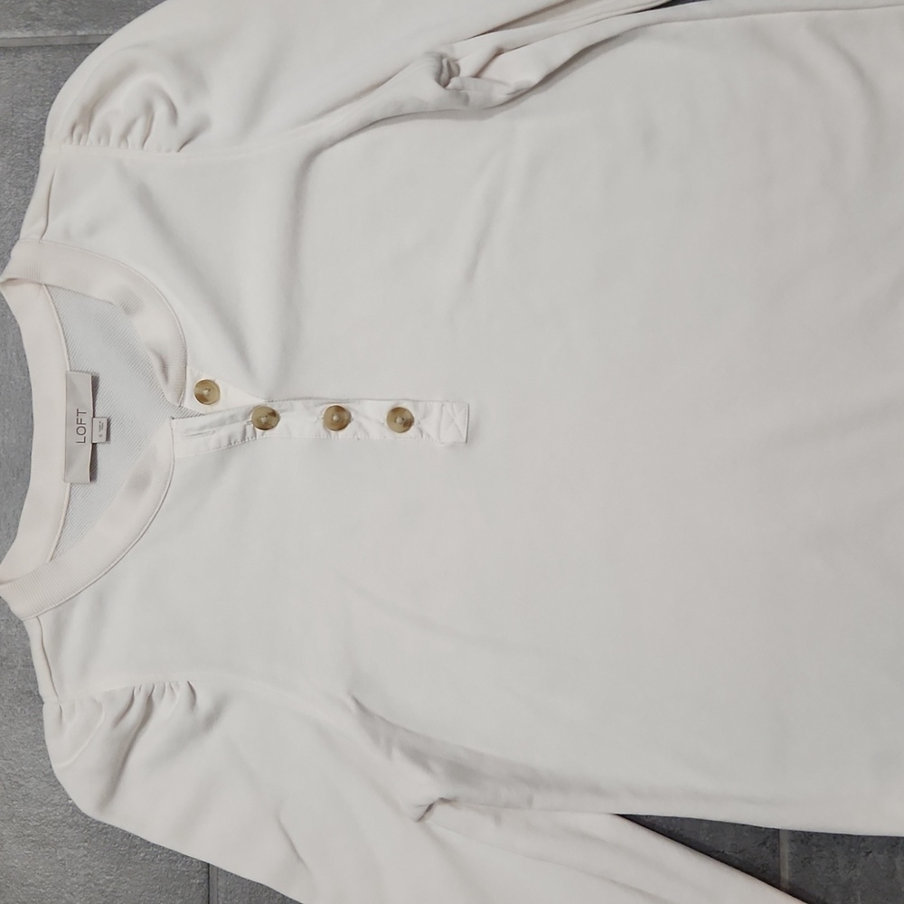 LOFT Sweatshirt - Picture 2 of 5